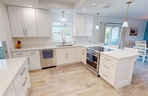 Sunland Village House | Golf Course Retreat with Amenities Galore