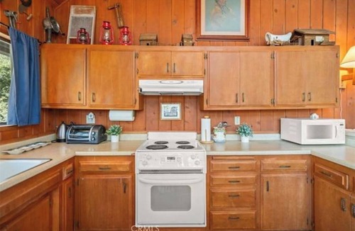 Pine Mountain Club House | Golf Course -Pickleball -Tennis Courts-Community Pool-Sleeps 6