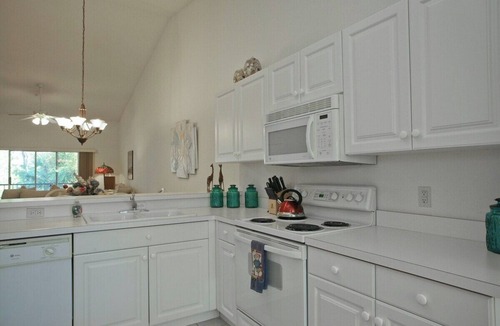 Sarasota House | Golf course view - 2BR - 2nd floor condo - Eagle Hunters
