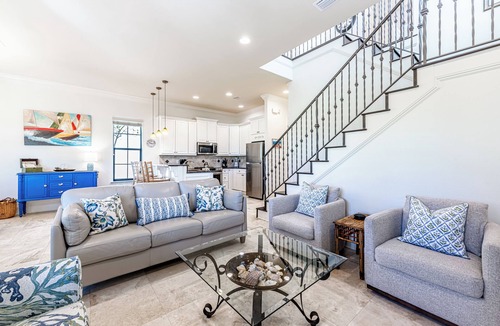 Villa Lago House | Golf Course View Beach Home with Golf Cart