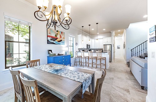 Villa Lago House | Golf Course View Beach Home with Golf Cart