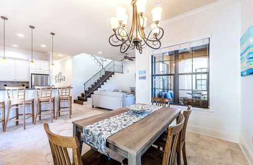 Villa Lago House | Golf Course View Beach Home with Golf Cart