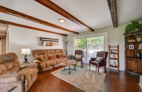 Vine Grove House | Golf Course Views & Games Galore - Vine Grove Gem!