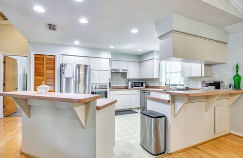 Citrus Springs Cottage | Golf Course Views! Home 10 Mi to Crystal River
