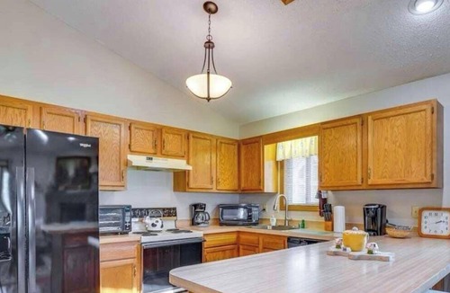 The Woods Cabin | Golf Course Views w Fireplace & Resort Amenities