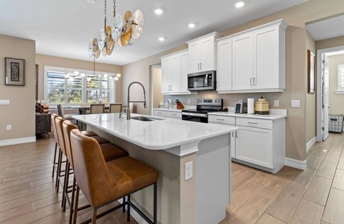 Naples House | Golf Estates gated community. Enjoy luxurious living with lake view