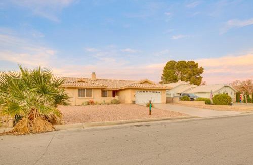 Silver Lakes Country Club House | Golf, Fish & More! Peaceful Home in Helendale