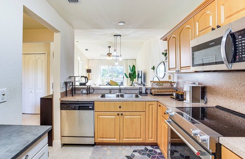 Fort Myers Apartment | Golf Getaway: Cape Coral Condo 1 Mi to River!