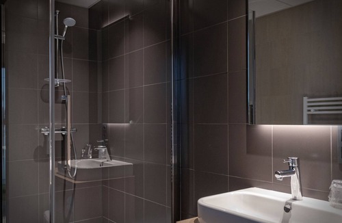Somme-Leuze Hotel | Golf Hôtel Five Nations