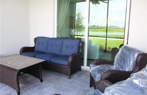 Immokalee House | Golf HOA Pool and many activities