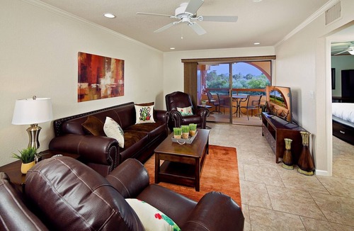 Paradise Valley Village Condo | Golf & Mountain Views, Prime Location, Enjoy 5 Pool Areas, and So Much More!
