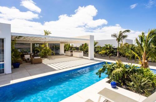 Costa Teguise Villa | Golf Palms