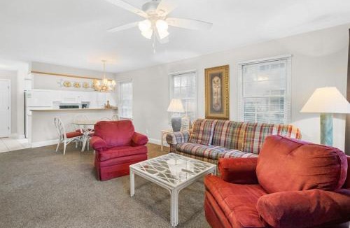 Pawleys Island House | Golf Side Elegance 2BR Villa Hideaway