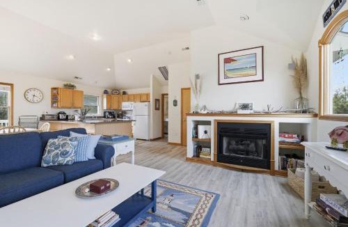 Corolla House | Golf & Surf 7br- Private Pool, 5 Min To Beach