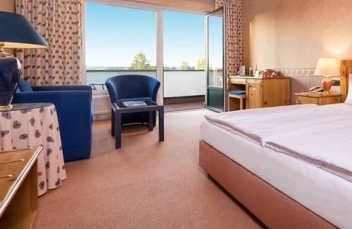 Semlin Apartment | Golfblick Doppelzimmer mit Du Oder Bad, WC, Frühstück und Abendessen