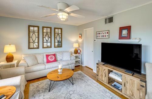 Diamondhead House | Golfer's Getaway! Modern Diamondhead Condo