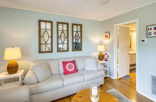Diamondhead House | Golfer's Getaway! Modern Diamondhead Condo