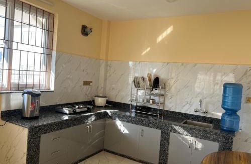 Burhanilkantha Apartment | golfutar suits