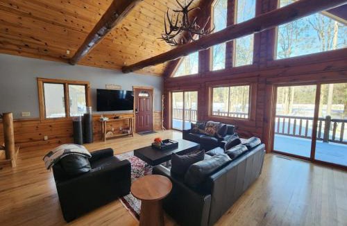 Rome House | Golfview Lodge