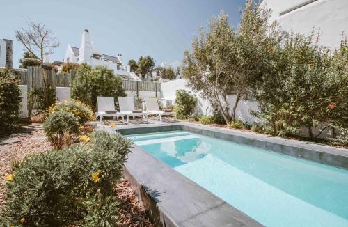 Paternoster Apartment | Gonana Studios & Villa