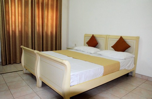 Ragama Bed & Breakfast | Gondolas Holiday Lanka