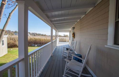 Gloucester Cottage | Good Harbor Beach House - walk to beach, close to restaurants and shopping!