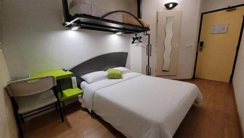 Arques Hotel | Good Night Hotel