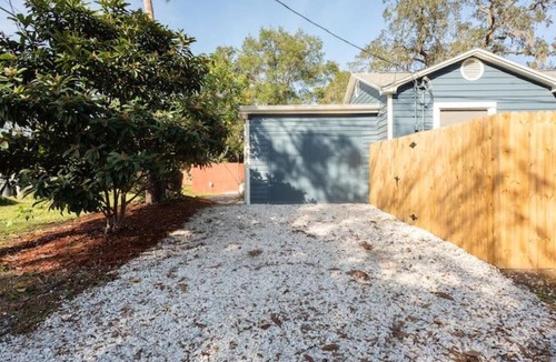 Tampa Heights Apartment | Good Tides-B, studio, Fire pit, BBQ