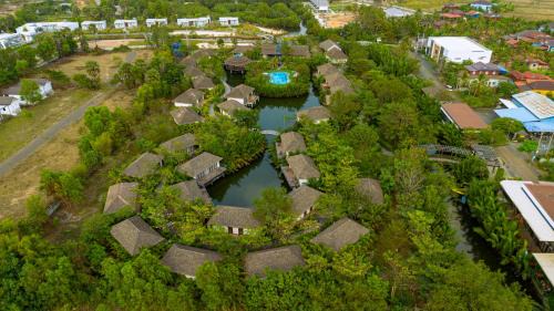 Kampot Hotel | Good Time Relax Resort