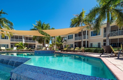 Rum Point Apartment | GOOD VIBES Botanical, Boho meet the Beach ,secluded beach with ocean views