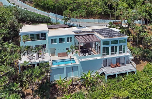 Mandal Villa | Good Vibes Only Waterfront Villa/Private Pool/Modern/Sun Decks/Majestic Views!