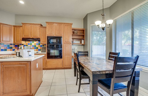 Palm Valley House | Goodyear Group Getaway w/Pool & Putting Green