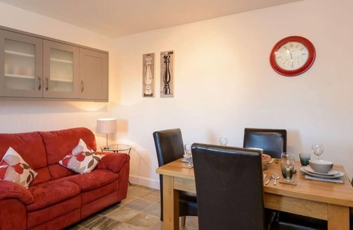 Gullane Apartment | Goose Green View