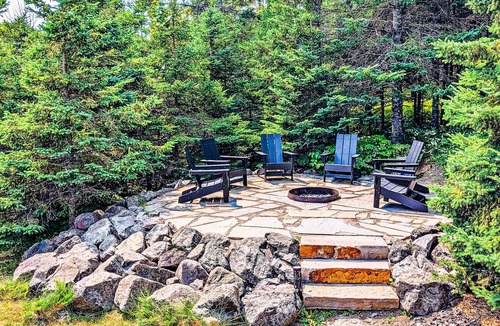 Two Harbors Apartment | Gooseberry Trailside Suites | Knife River Suite