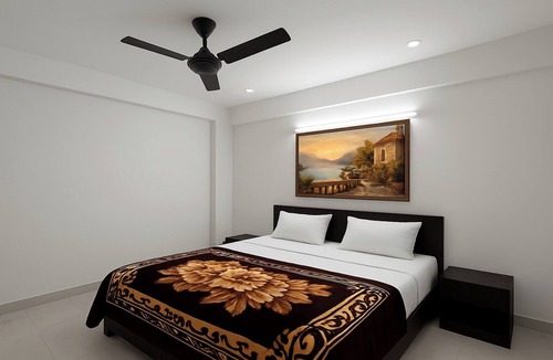 Vrindavan Hotel | Gopal kung