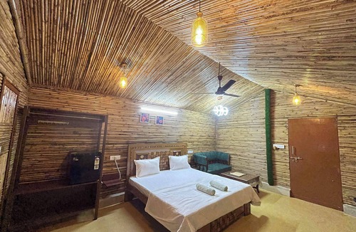 Vrindavan Resort | Gopika Resort