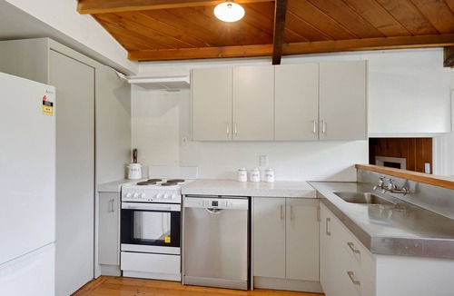 West Coast Region Ski Chalet | Gorgeous family-sized rustic Holiday Chalet in Arthurs Pass. Tranquil setting!