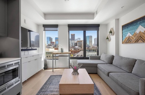 LoDo Condo | Gorgeous 1 Bed with Union Station Views