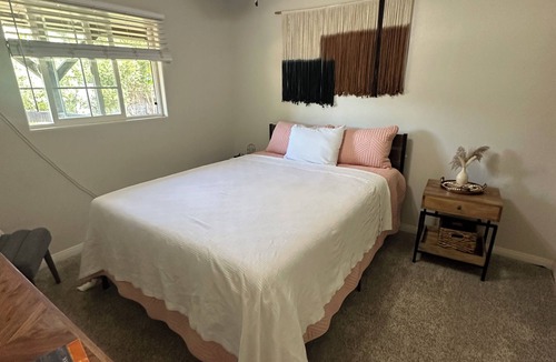 Mira Monte House | Gorgeous 1-bedroom studio in charming Ojai