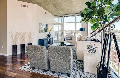 LoDo Apartment | Gorgeous 10th floor fully furnished unit