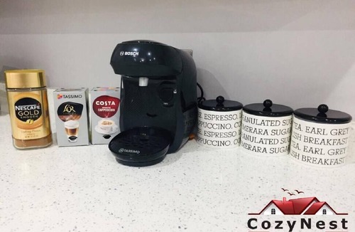 Reading City Centre Apartment | Gorgeous 2 Bed 2 Bath Flat and Parking by CozyNest