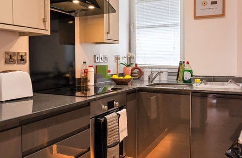 Bristol Old City Apartment | Gorgeous 2 bed apartment in Bristol City Centre