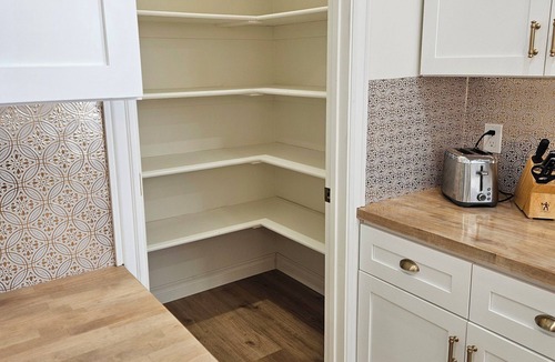 New Harmony Apartment | Gorgeous 2-bedroom apartment in New Harmony