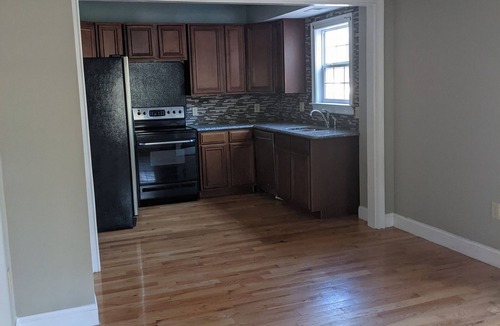 Townville Apartment | Gorgeous 2br/2ba townhome on Lake Hartwell with shared dock privileges