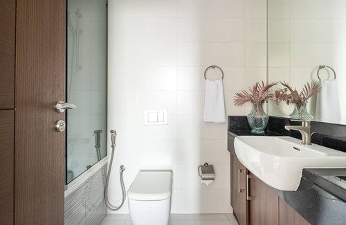 Jumeirah Beach Residence Apartment | Gorgeous 2BR Apt with Incredible Marina Views!