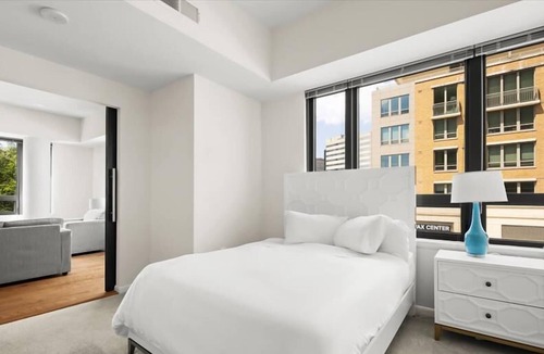 Aurora Highlands Apartment | Gorgeous 2BR | Perfect for Business | Pentagon City