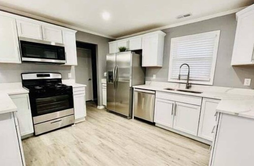 Park Forest House | Gorgeous 3 Bedroom Home