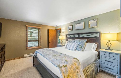 Crested Butte House | Gorgeous 3 king bed 3 full bath mountainside condo