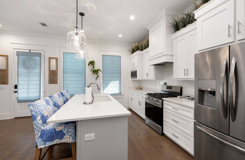 Saint Simons Heights House | Gorgeous 4 bed/3.5 bath Home with Private Pool