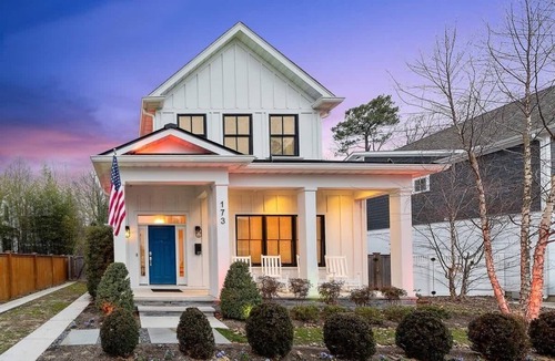 The Pines House | Gorgeous 5BR, 4.5BA, in town, pool, hot tub, beach nearby!